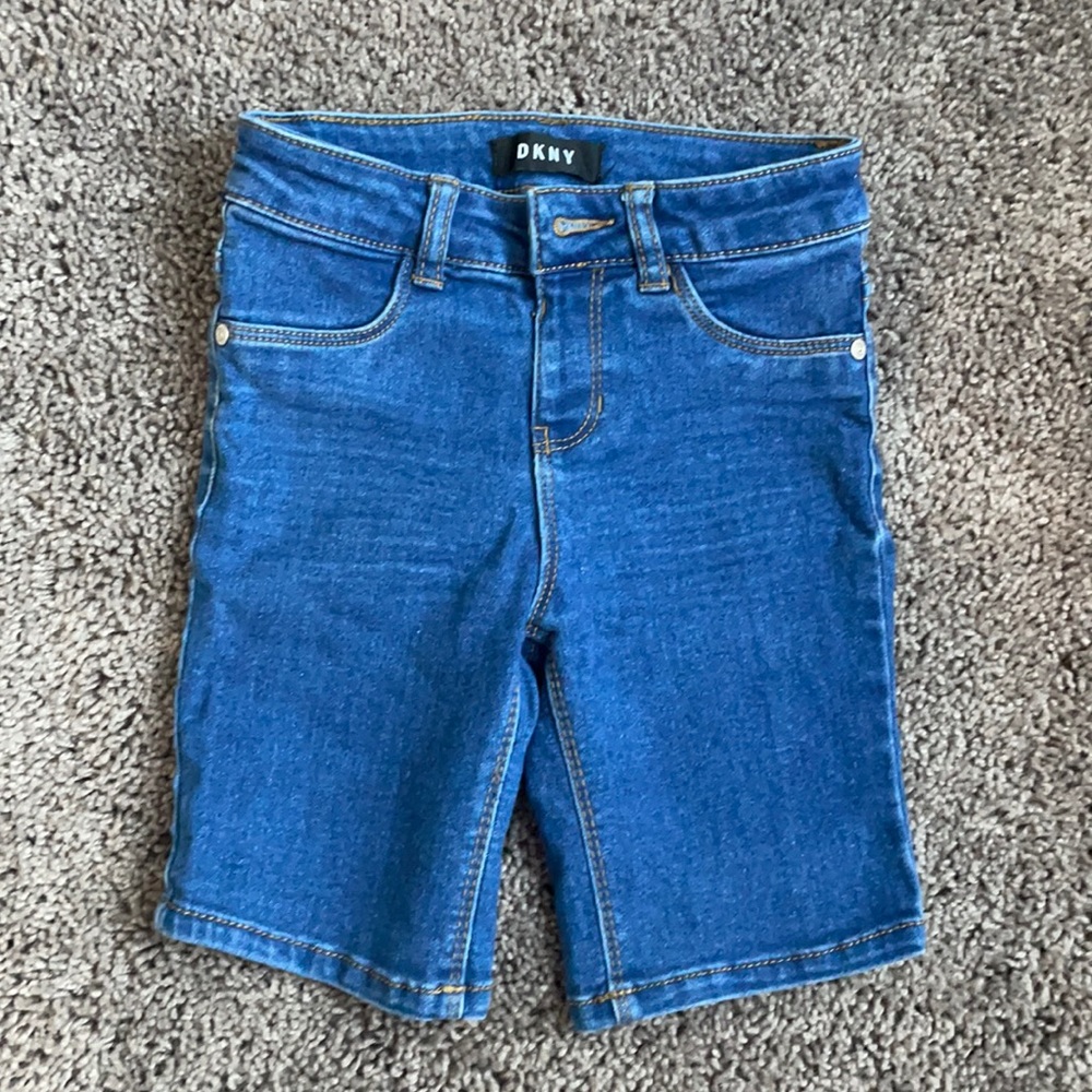 DKNY Stretch Jean Shorts - 7 - perfect condition